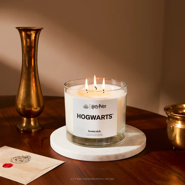 The Hogwarts Harry Potter Candle